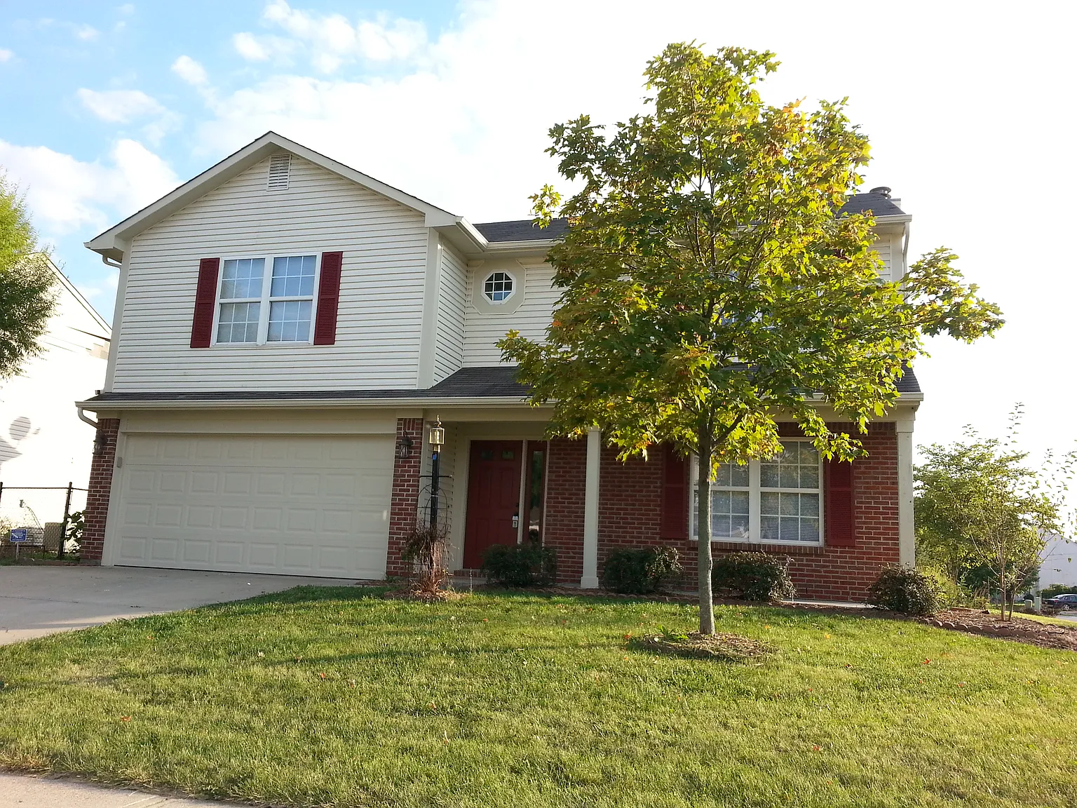 259 Lockerbie Ln photo 1