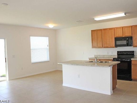 5th image of 2616 Manzilla Ln