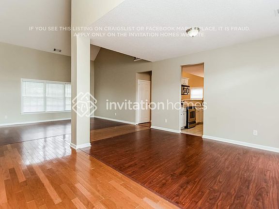 4th image of 7014 Surrey Dr