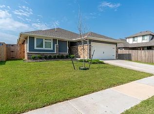 12916 SW 6th St, Yukon, OK 73099