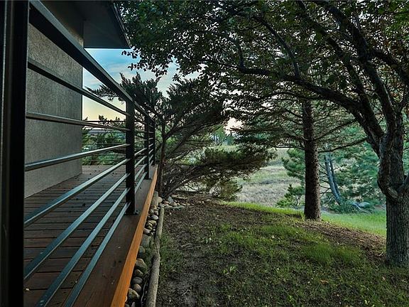 4th image of 3850 Hickok Cir #3850