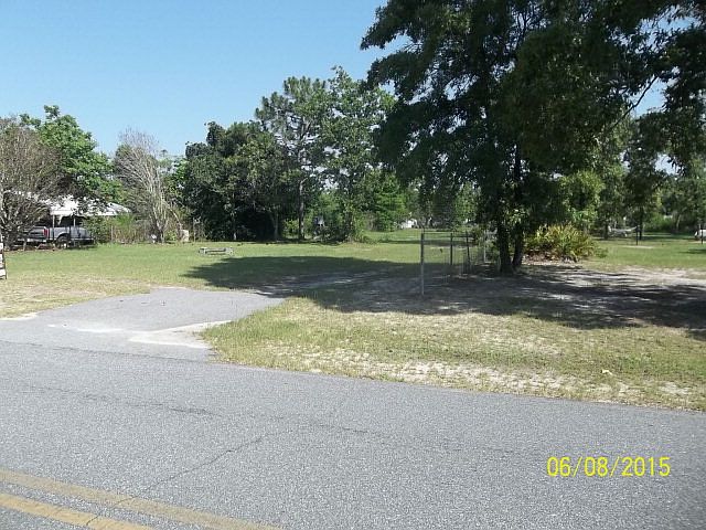 2nd image of 2218 Nora Dr