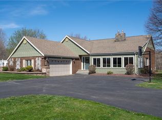 6899 Cadyville Rd, Livonia, NY 14487