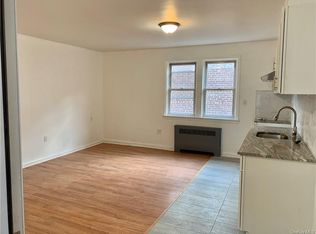 2135 Lurting Ave, Bronx, NY 10461