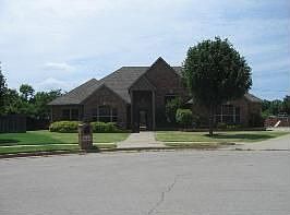 1st image of 3233 SW 105th Ter