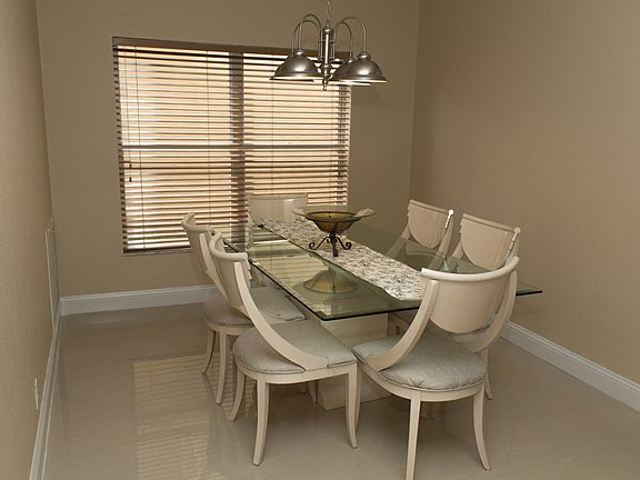 3rd image of 5965 Durango Dr