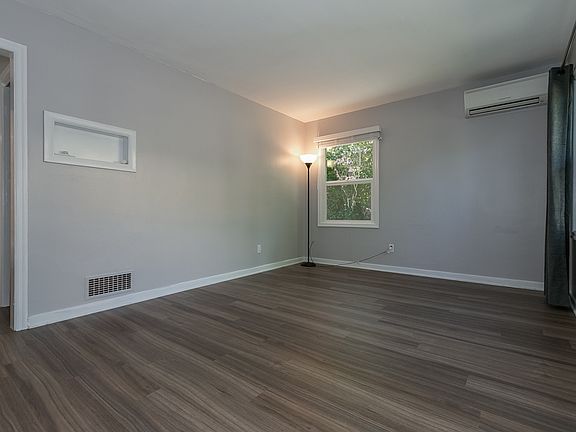 4th image of 1770 Patterson St