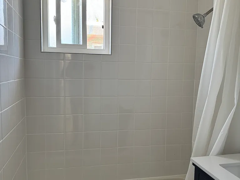 1360 Warburton Ave #8 — Photo 13