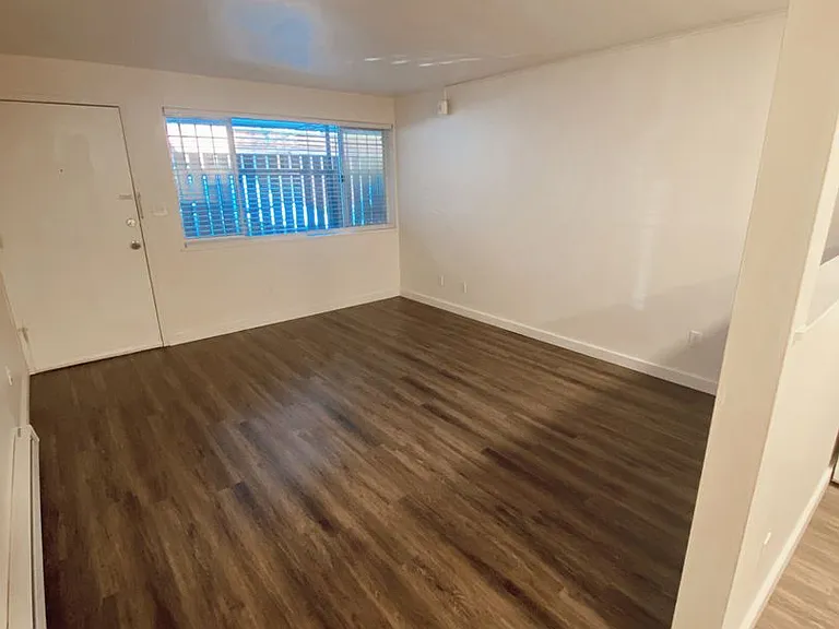 Summit Chalet — Photo 1