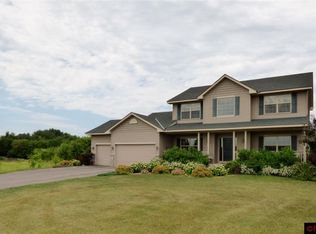 305 Meadowlark Ln, Arlington, MN 55307