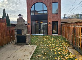 200 Emerson Ave, Toronto, ON M6H 3T6