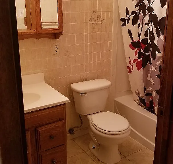 180 Maple Dr — Photo 5