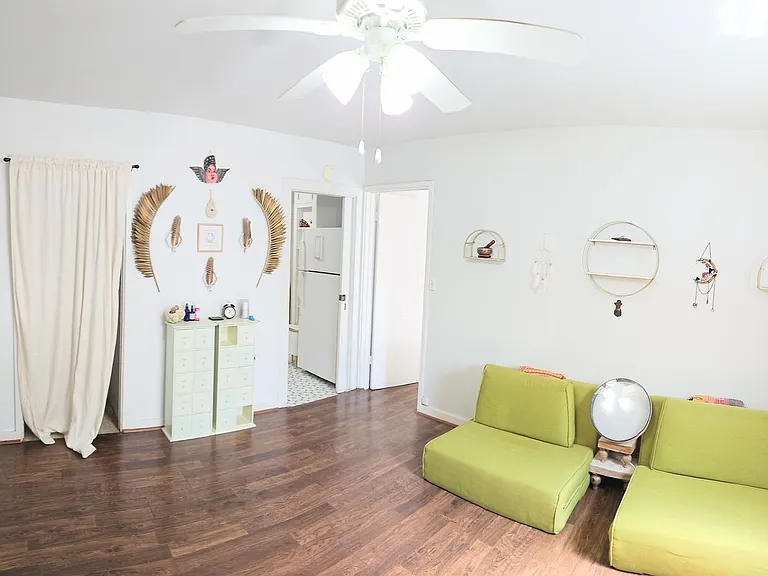 1523 Thurston Ave — Photo 5