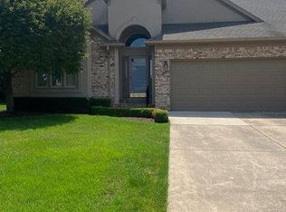 52678 Hunters Pointe Ct #40, Macomb, MI 48042