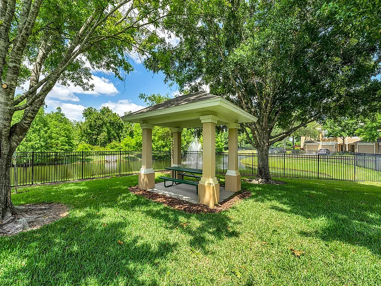 2508 Galliano Cir — Photo 17