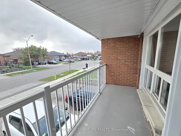 23 Benrubin Dr #UPPER — Photo 2