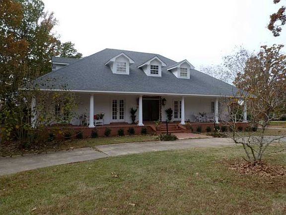 2nd image of 840 W Deerfield Dr