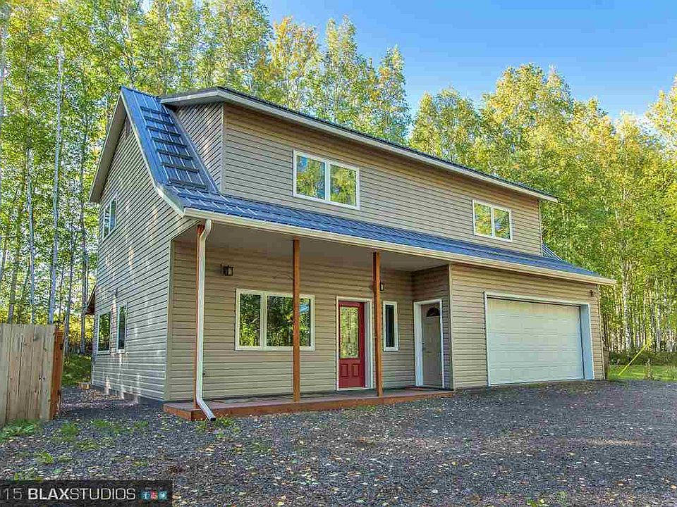 1st image of 695 Forest Hollow Dr