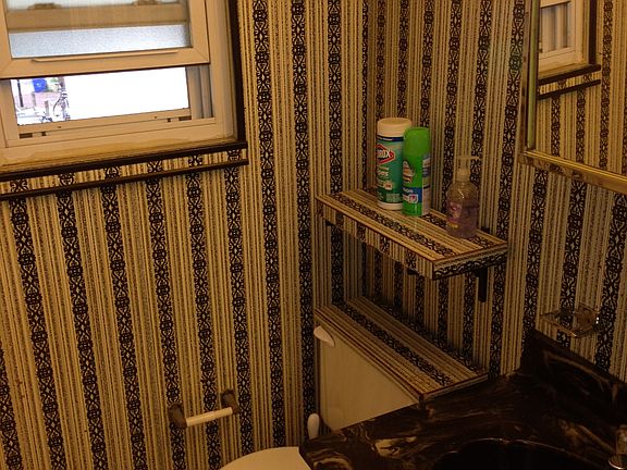 2nd image of 1008 Latona St
