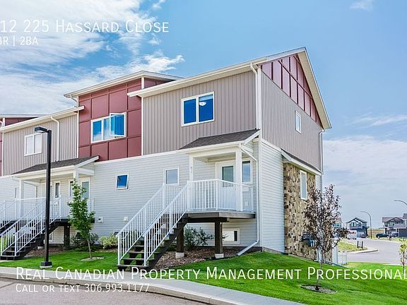 2nd image of 225 Hassard Clos #412
