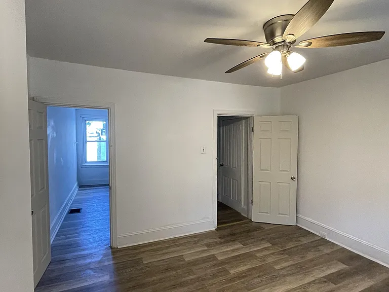 412 N Holly St — Photo 14