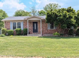 155 Valleyview Dr, Bardstown, KY 40004