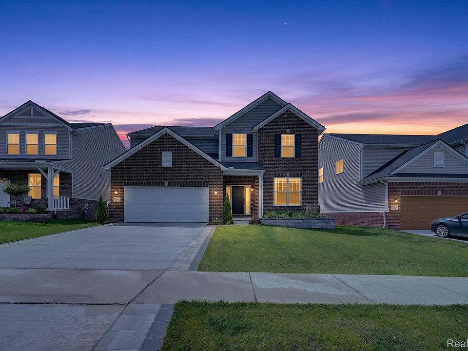 1st image of 20983 Calabrese Dr