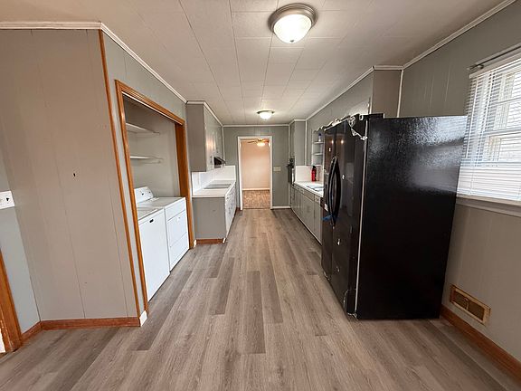 4th image of 2138 S Scales St