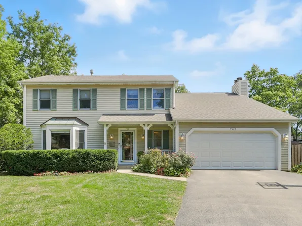 745 Price Ln, Deerfield, IL 60015