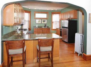 804 Hague Ave, Saint Paul, MN 55104