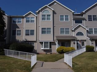 936 Edpas Rd, New Brunswick, NJ 08901