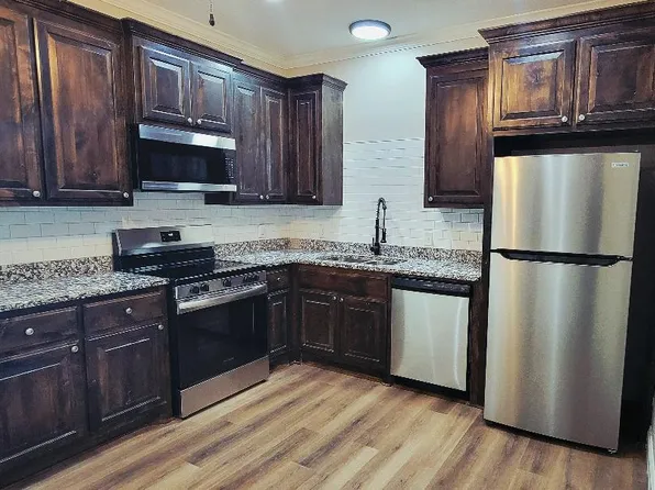 805 Meadowlark Cir #805, Granbury, TX 76049