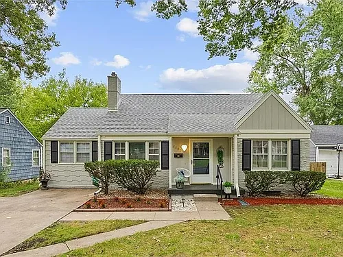 5327 Ash St Photo 1