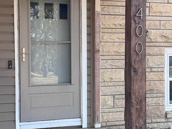 2nd image of 400 N 73rd St