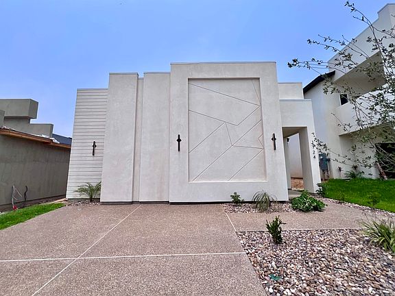 3rd image of 1724 Coba Dr