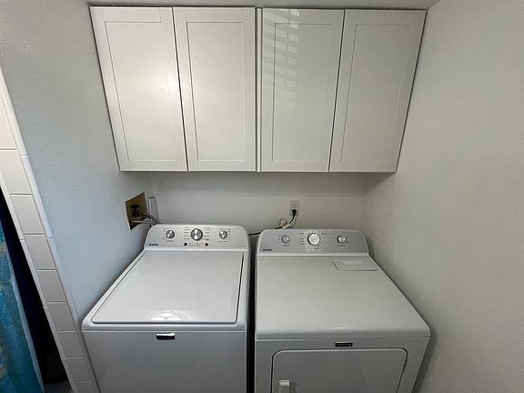 3rd image of 1007 N Cannon St