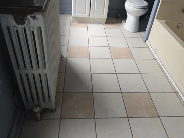 245 S 4th St, Reading, PA 19602