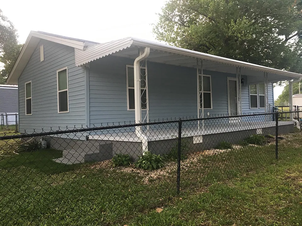 500 Ruby Dr
