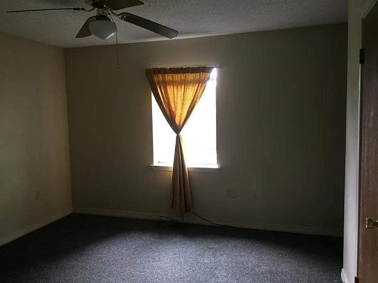 Upstairs bedroom (#2)