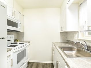 Rolling Glen Townhomes and Apartments, Marcus Hook, PA 19061