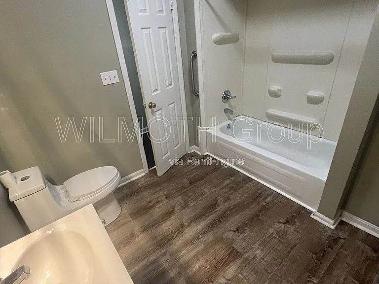 210 Whitlock Ave #A — Photo 12