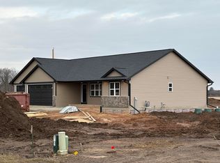 3776 Westpoint St, Suamico, WI 54313