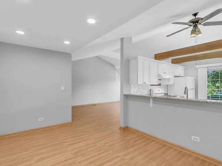 1214 Ballantrae Pl #E — Photo 14