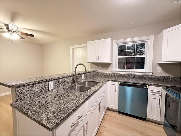 2nd image of 3614 Wright Rd