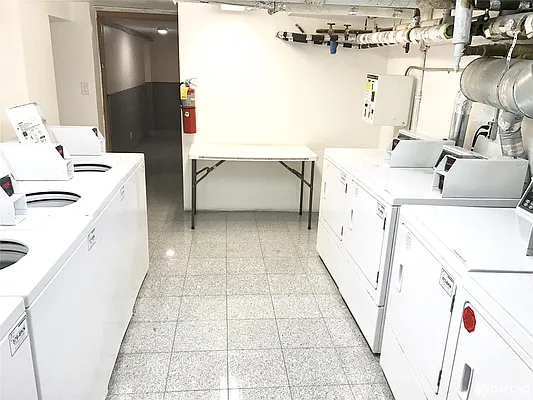 Rented by Oxford Property Group | media 35