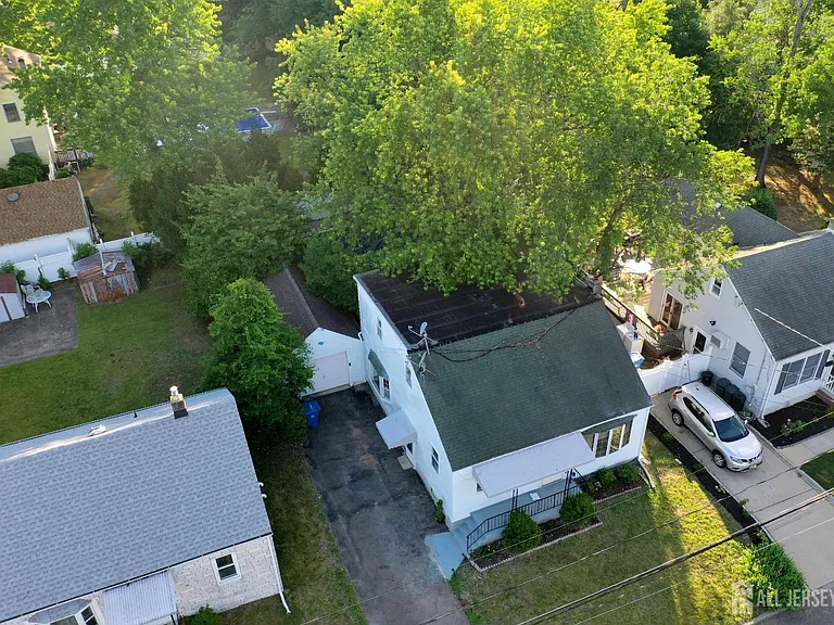 22 Wilson Ave — Photo 42