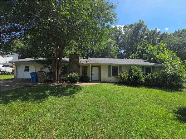 4158 Mountain Glen Trce, Snellville, GA 30039