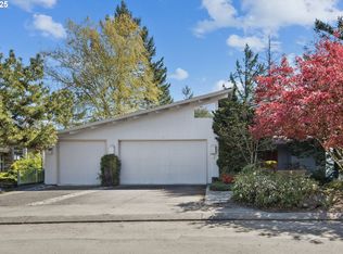 21 Nansen Smt, Lake Oswego, OR 97035