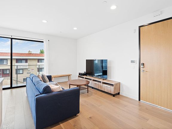 4th image of 3981 S Moore St #302