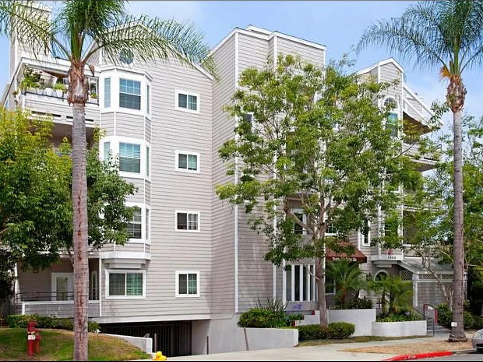 3666 3rd Ave